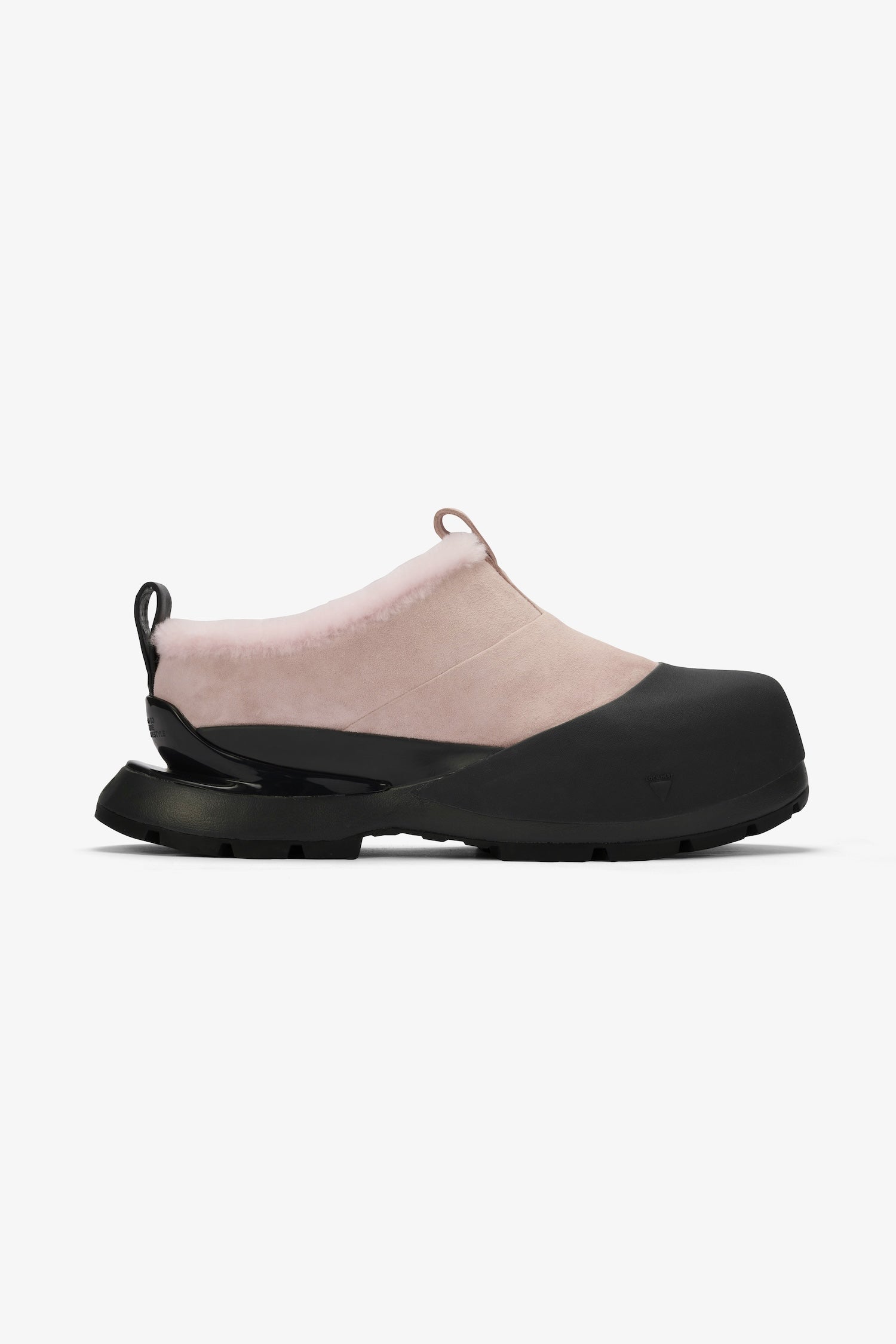 Raven-Arctic Grip Slip-on-Black Pink