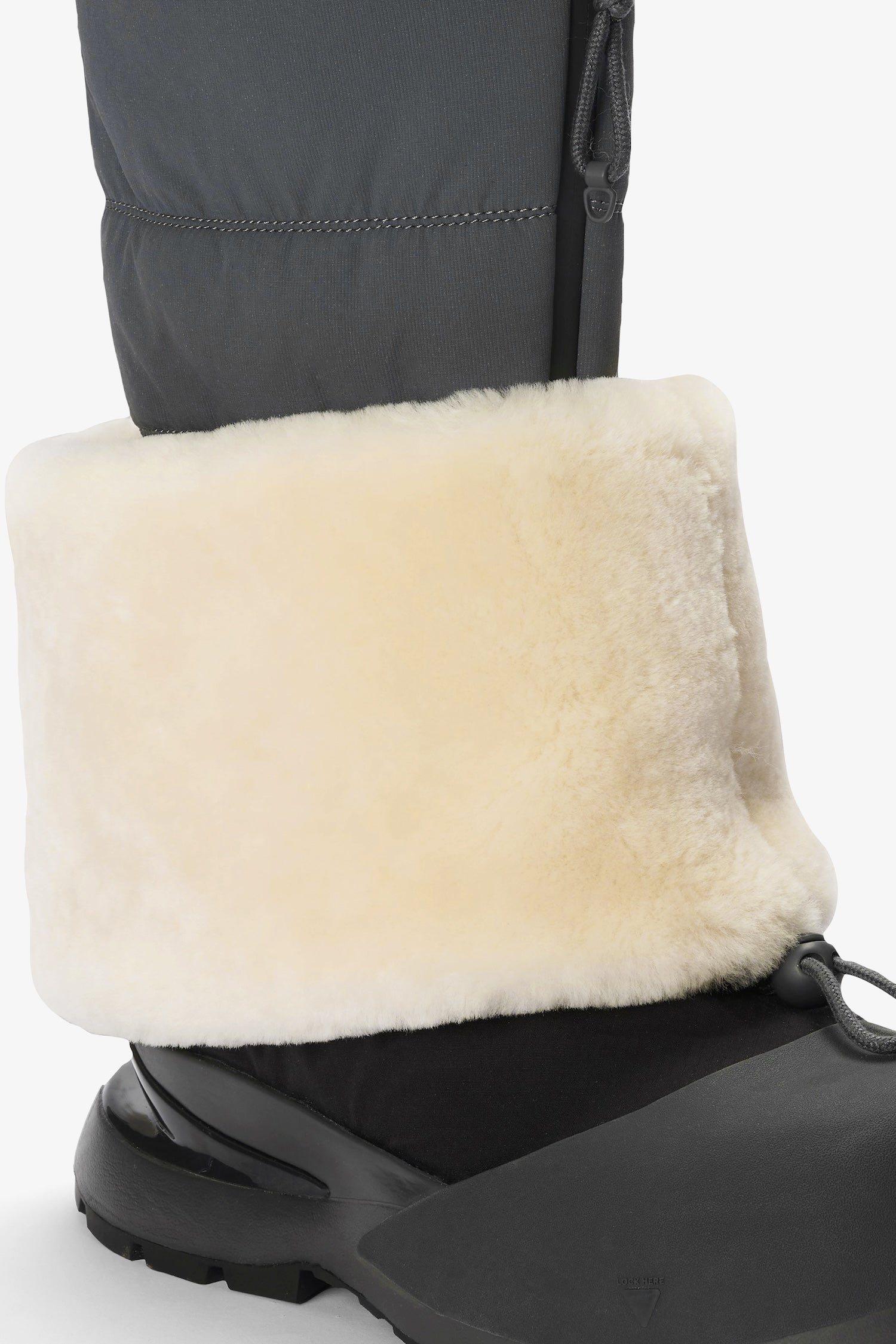 Raven Arctic Grip Boot Tall Black