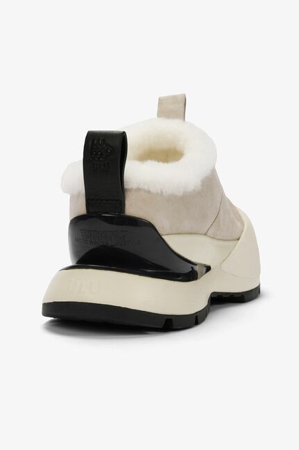 Raven Arctic Grip Slip-on Cream