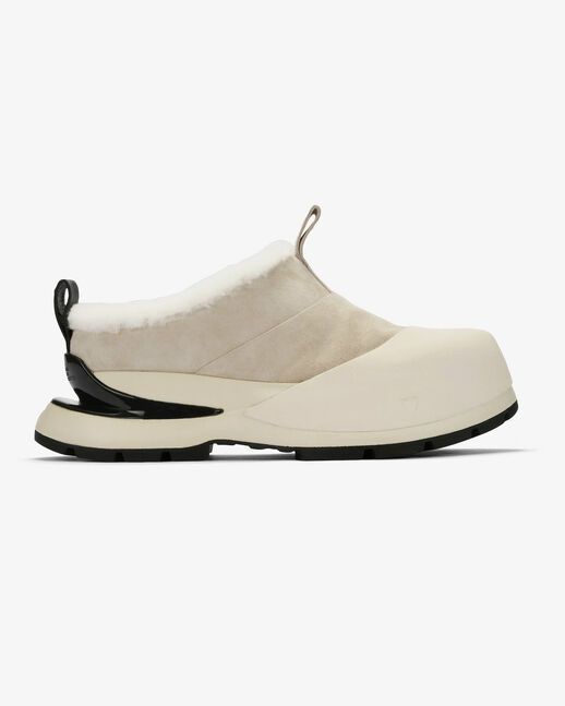 Raven Arctic Grip Slip-on Cream