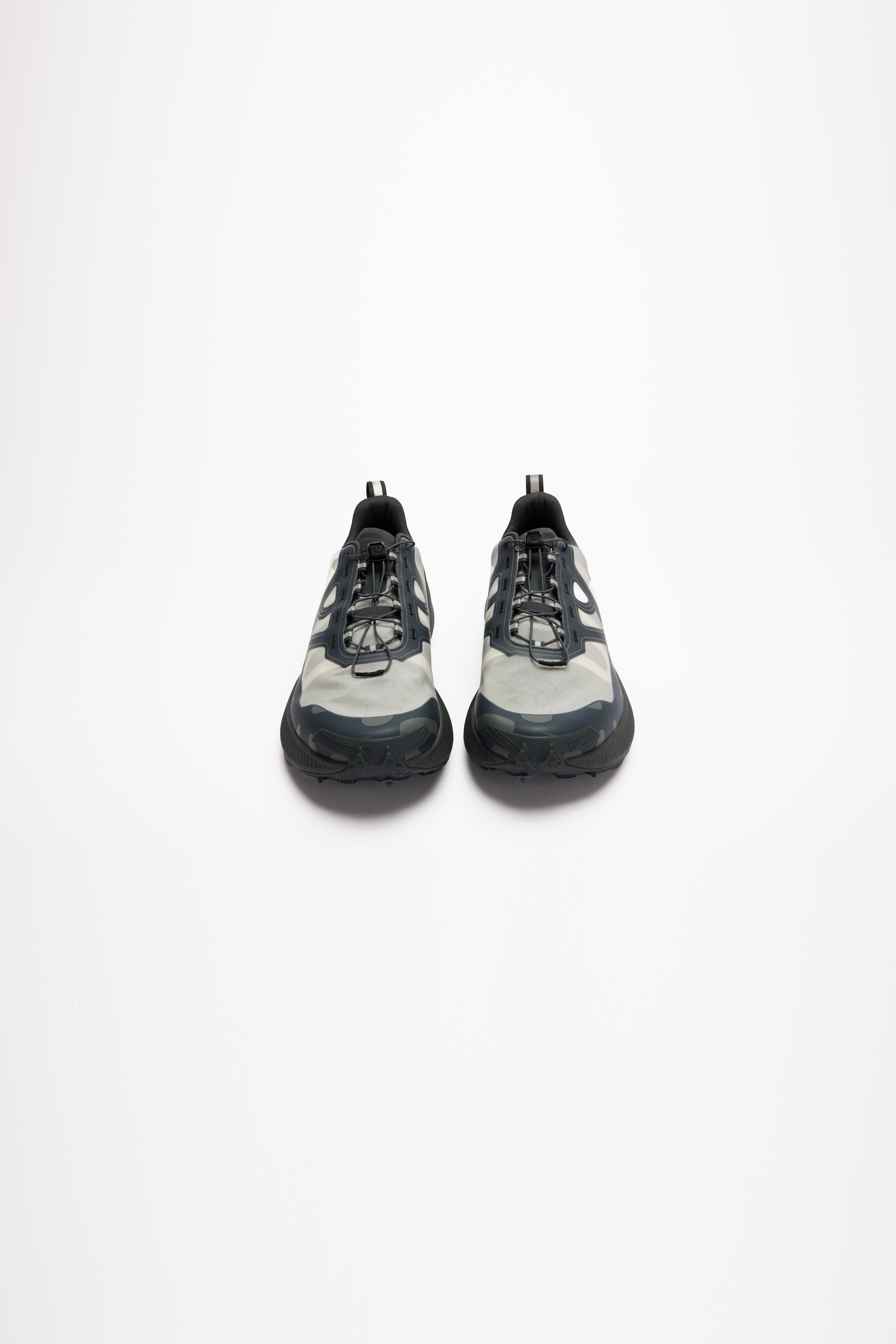 AMAK Low Black
