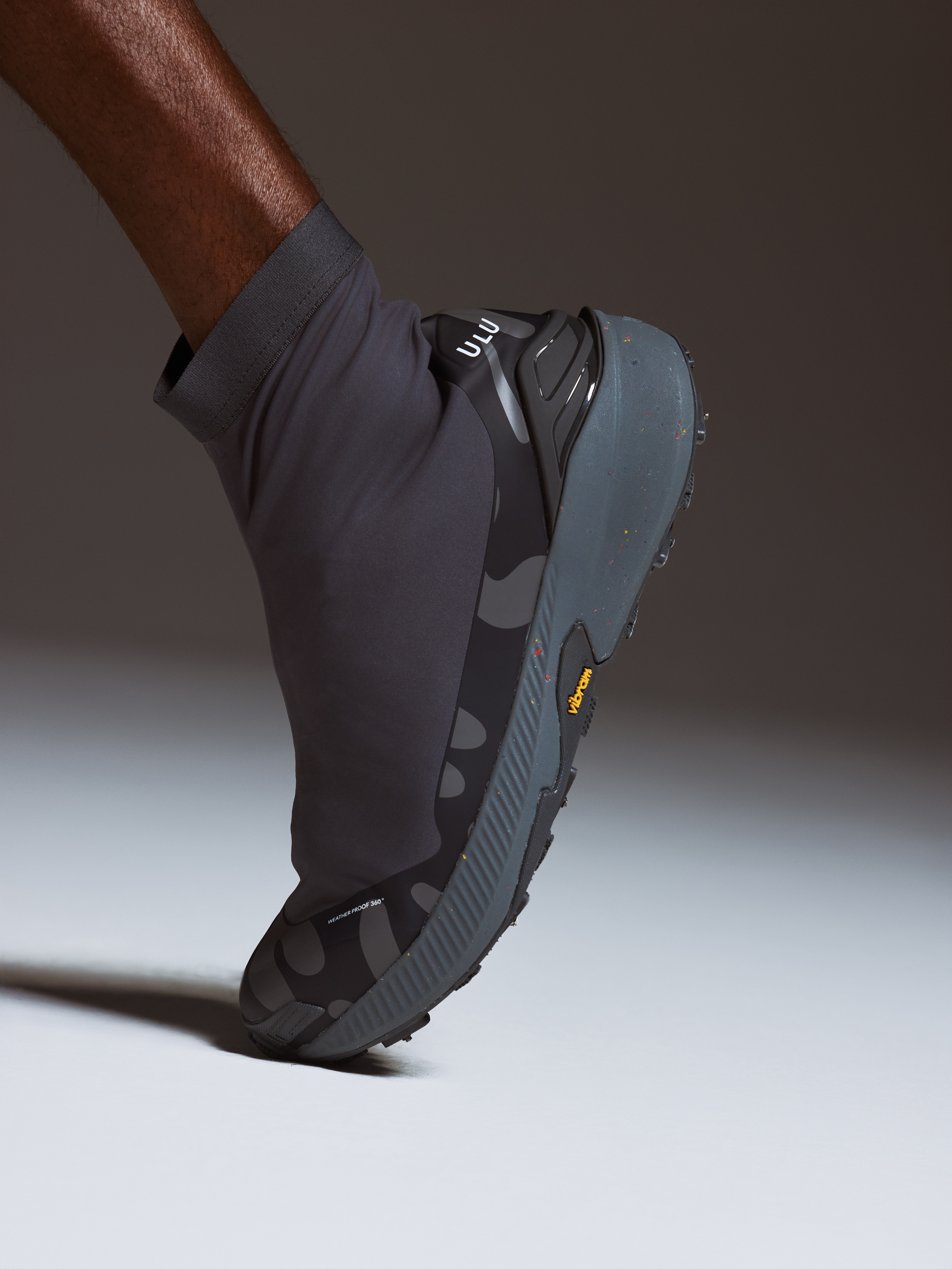 AMAK Arctic Stride Black