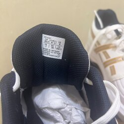 Asics волейболын пүүз 