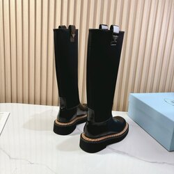 Хавар намар урт түрийтэй