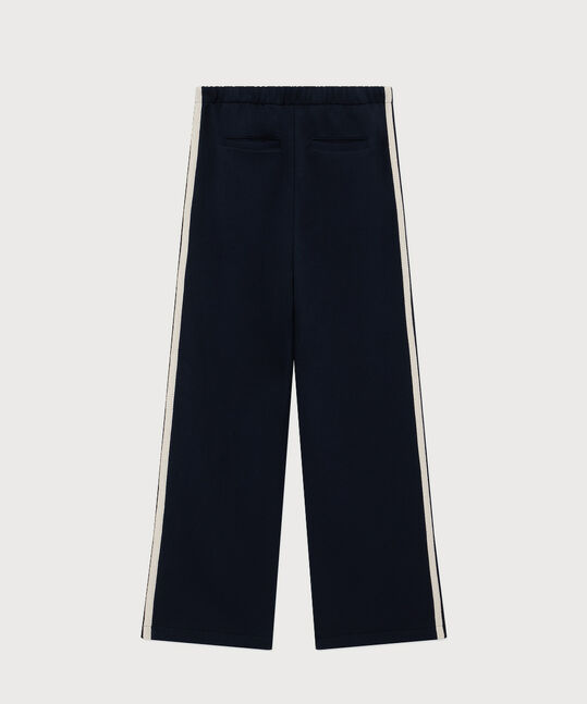 Woman Taping Straight Sweat Pants