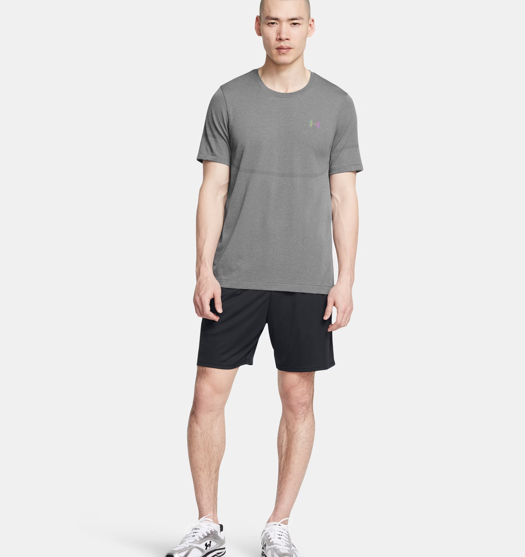 UA Tech 7in Shorts-BLK