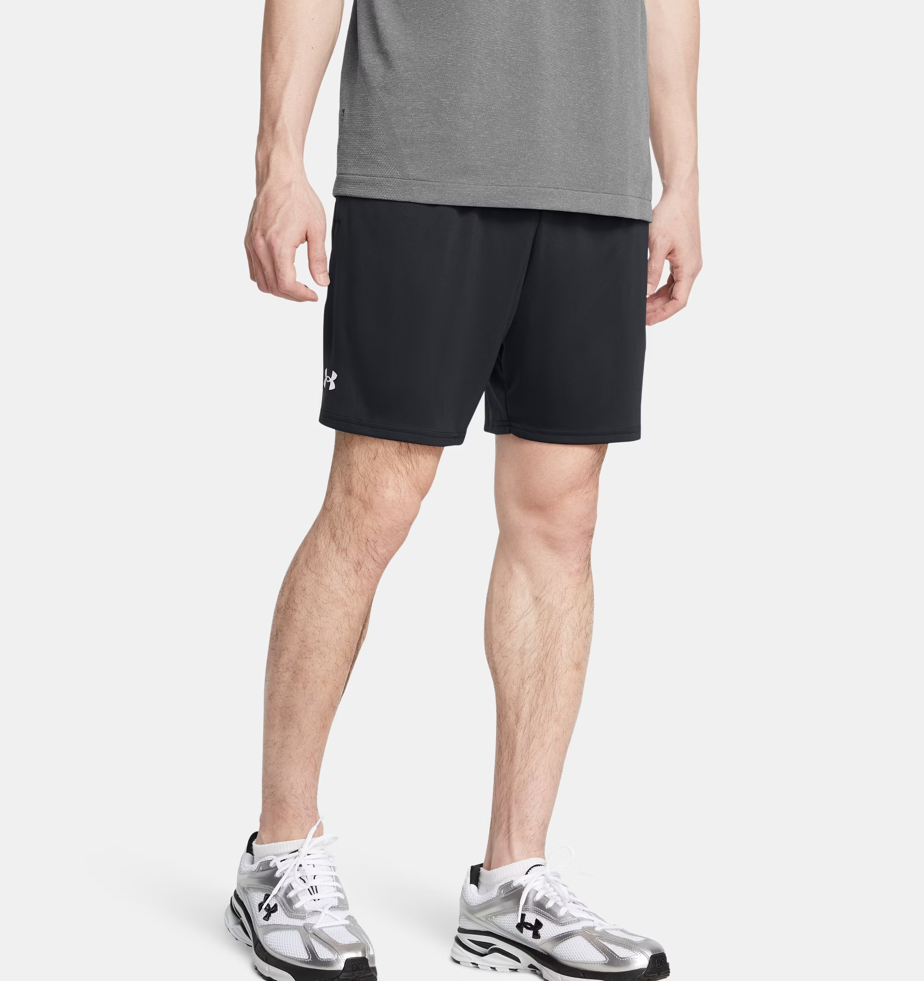 UA Tech 7in Shorts-BLK