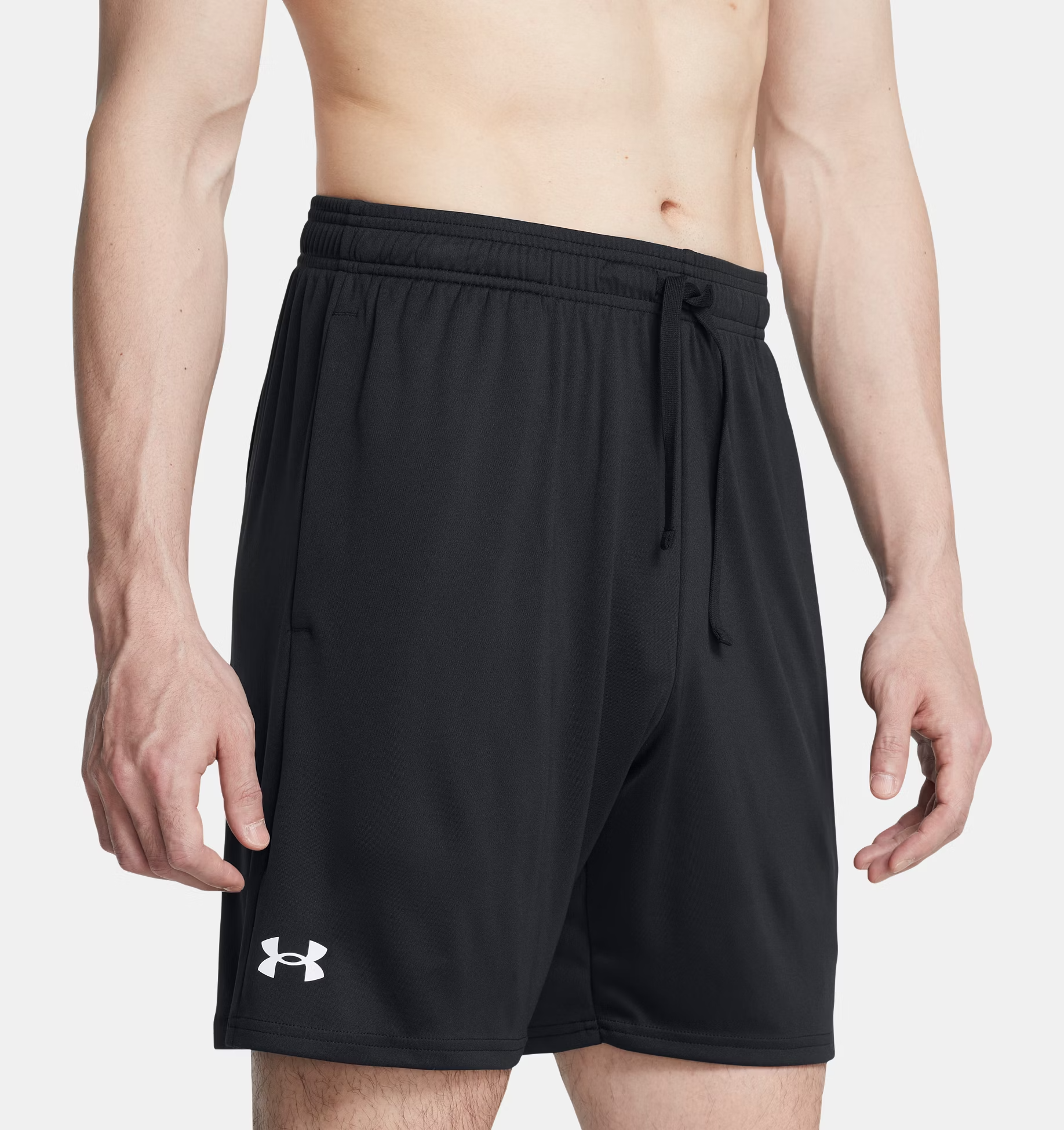 UA Tech 7in Shorts-BLK