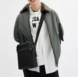 Coach арьсан эрэгтэй цүнх