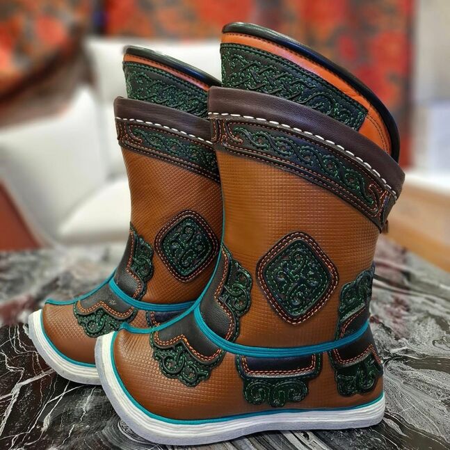 Хүүхдийн монгол гутал 4