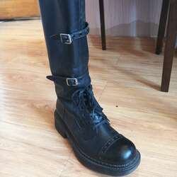 Эмэгтэй урт түрийтэй гутал