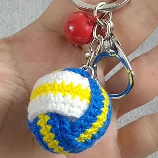 Нэхмэл бөмбөг