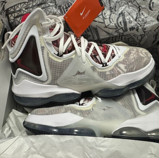 Lebron xix пүүз хямд зарна. 100%