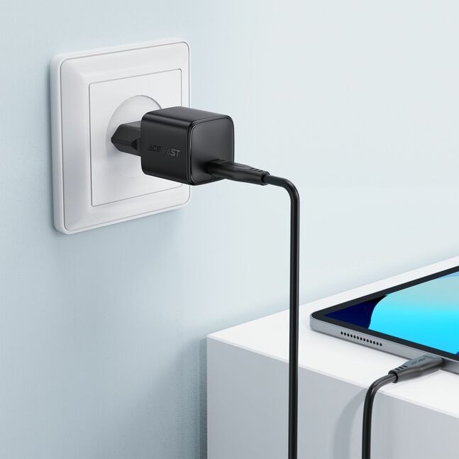 Acefast Fast Charger Set Mini PD30W GaN USB-C to Lightning