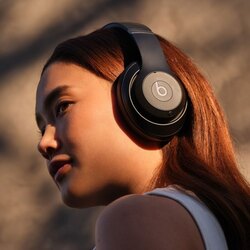 Beats studio pro - black