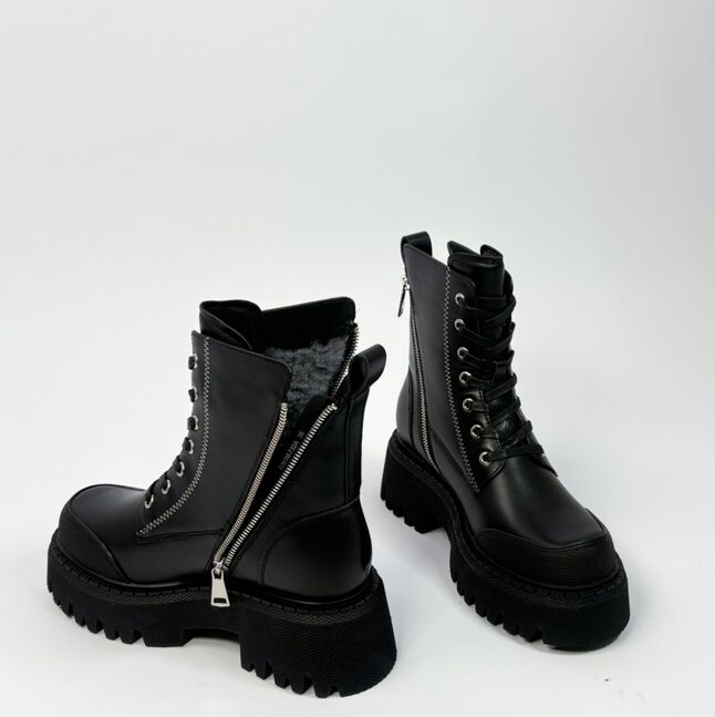 Өвлийн эмэгтэй богино