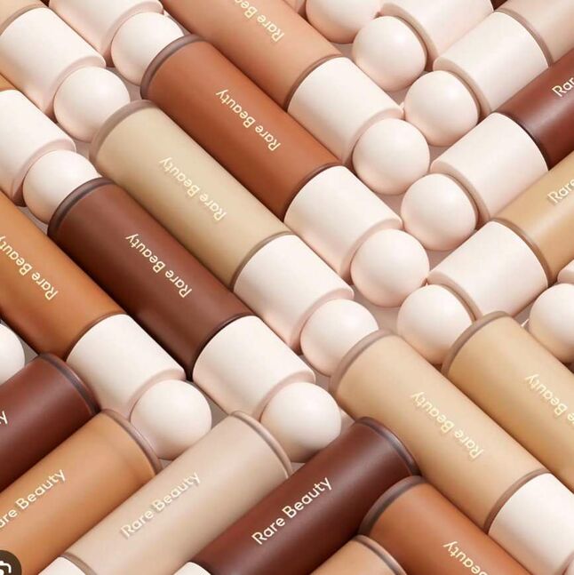 Liquid weightless foundation