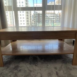 Орос модон ширээ