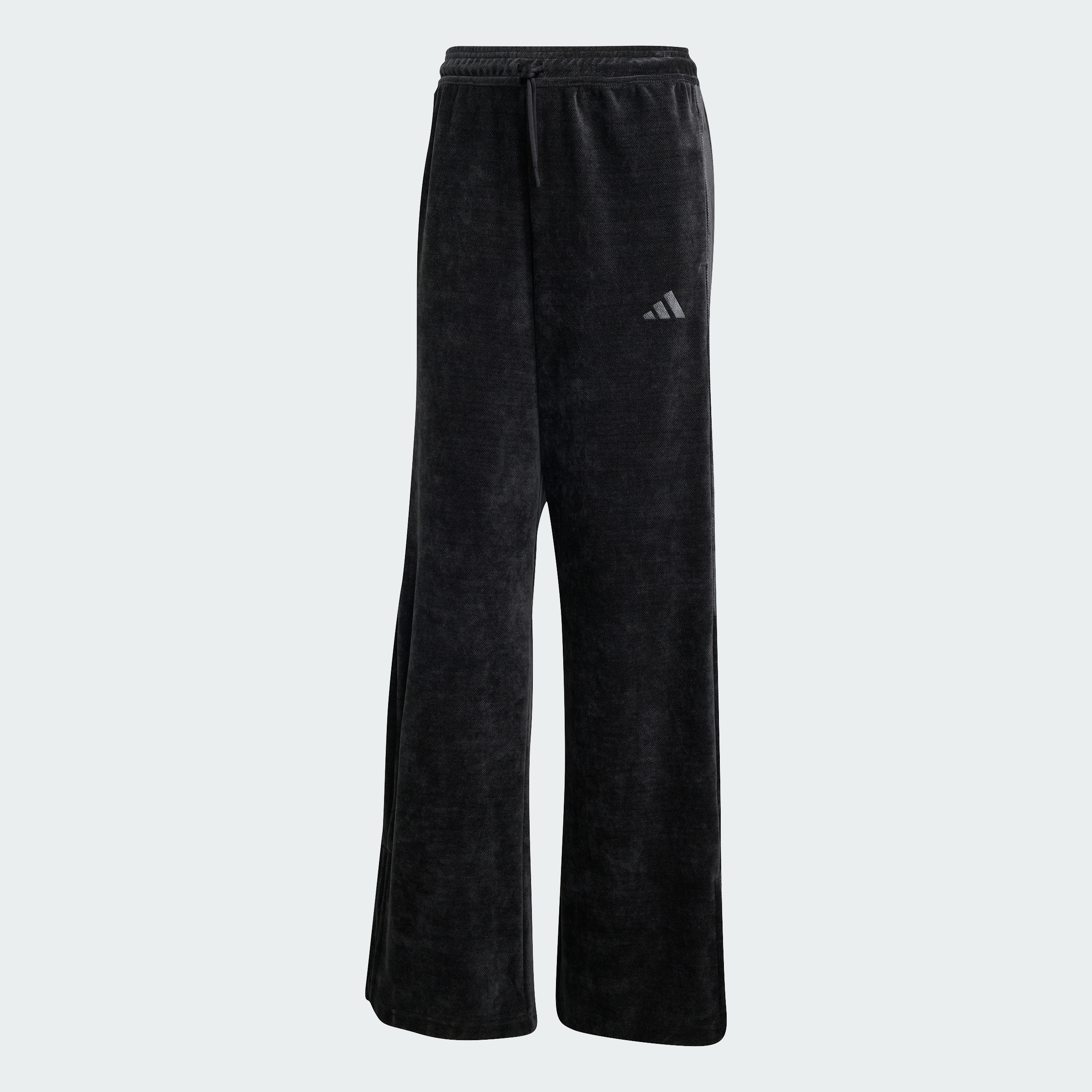 W TIRO Q4 PT BLACK