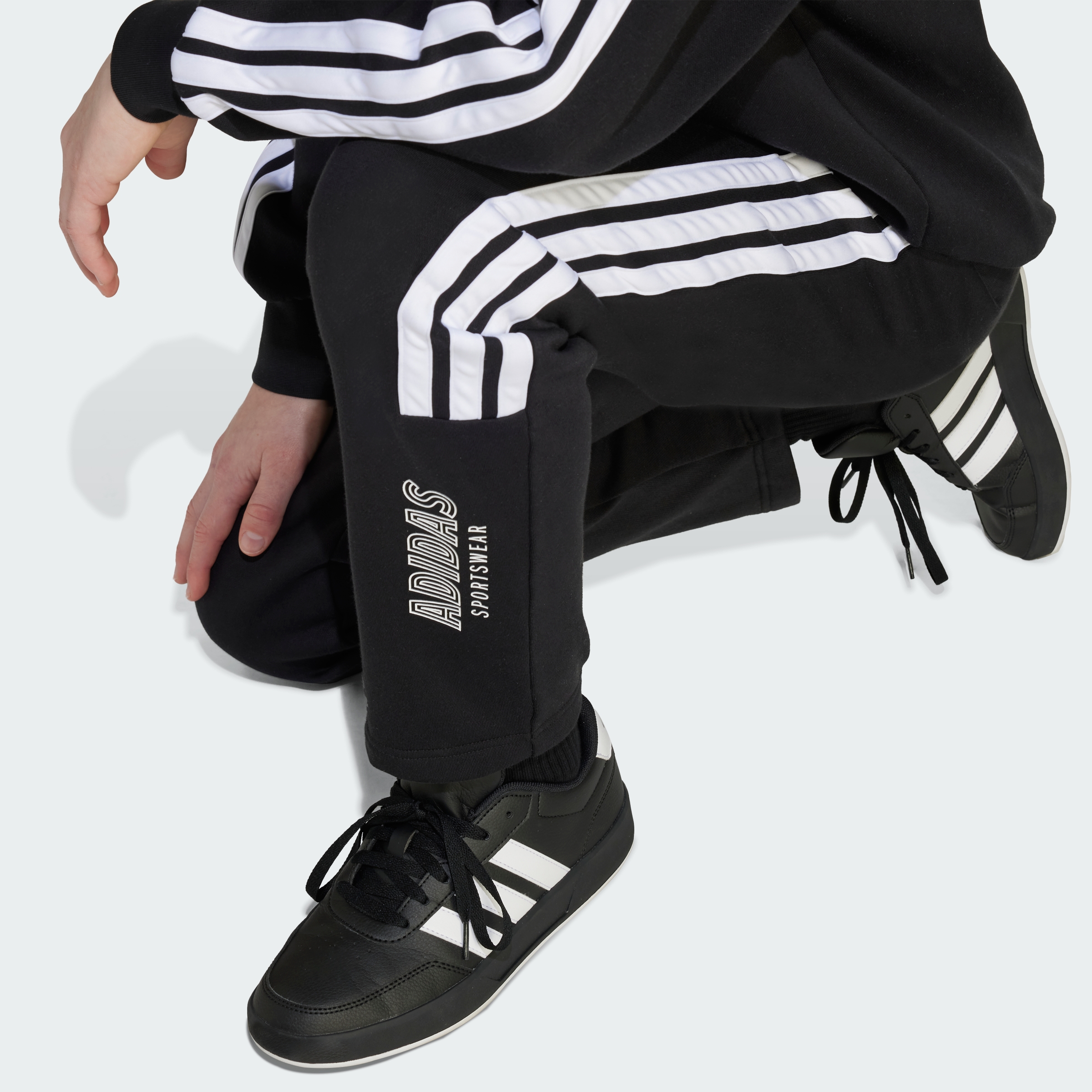 J HOT FL PT BLACK/WHITE