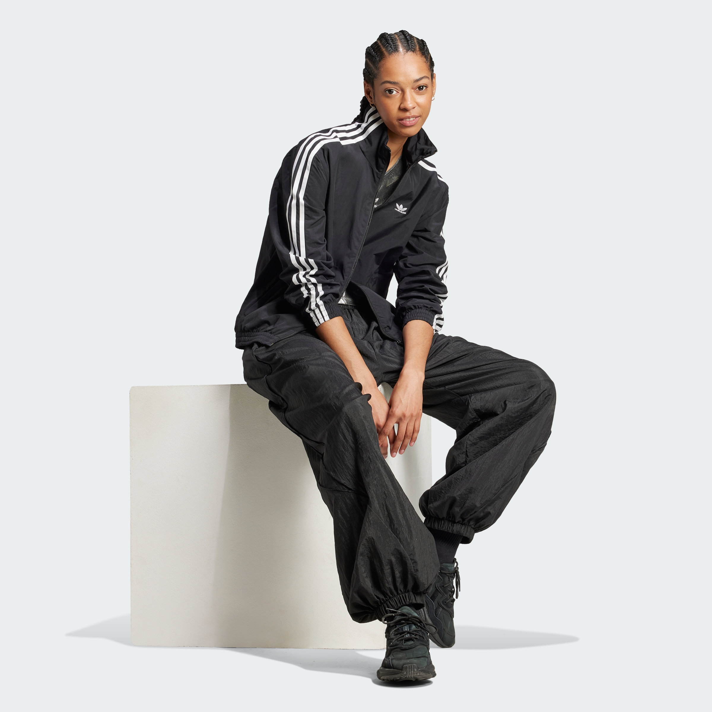 WOVEN TT BLACK