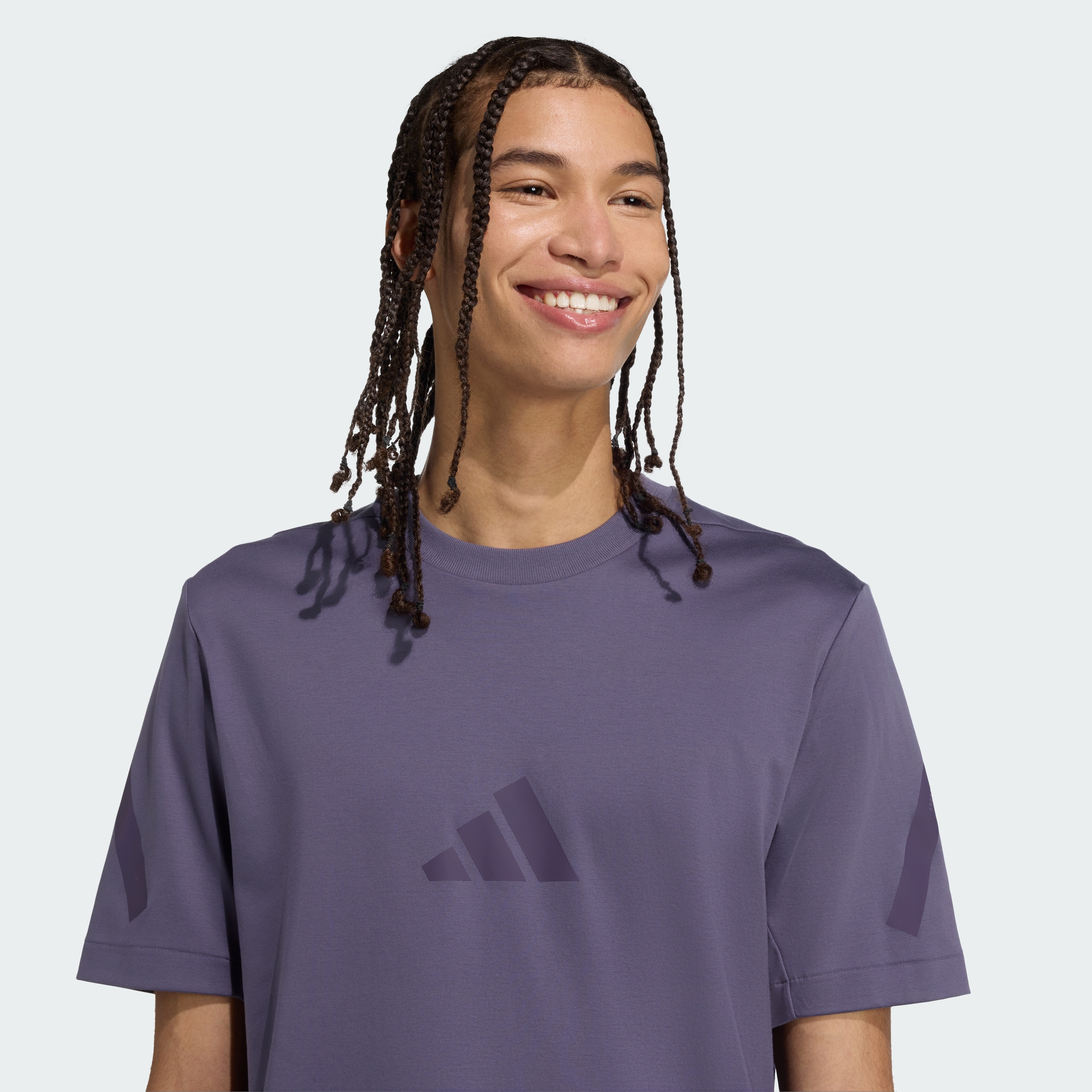 M Z.N.E. TEE PREVIO