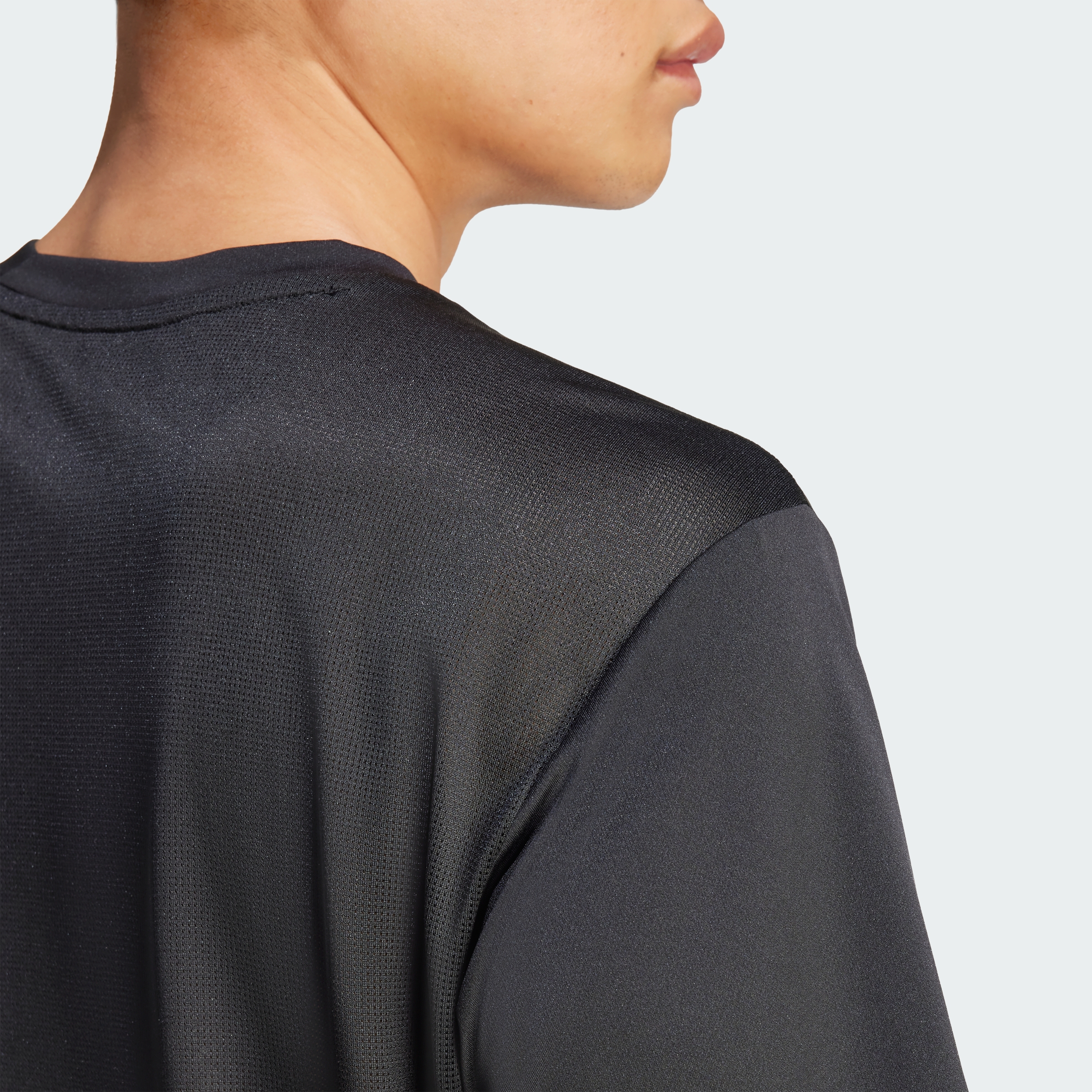 TECH APP GF TEE BLACK