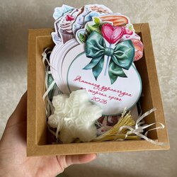 Ширээний календарь