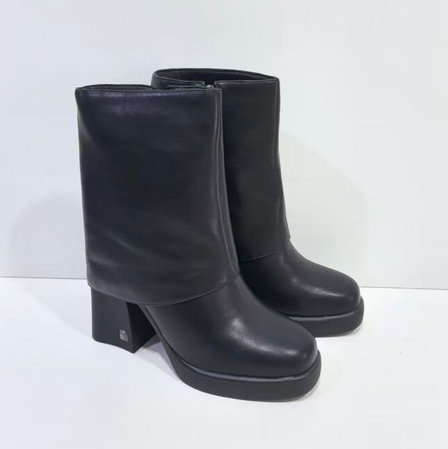 Загварлаг өвлийн гутал