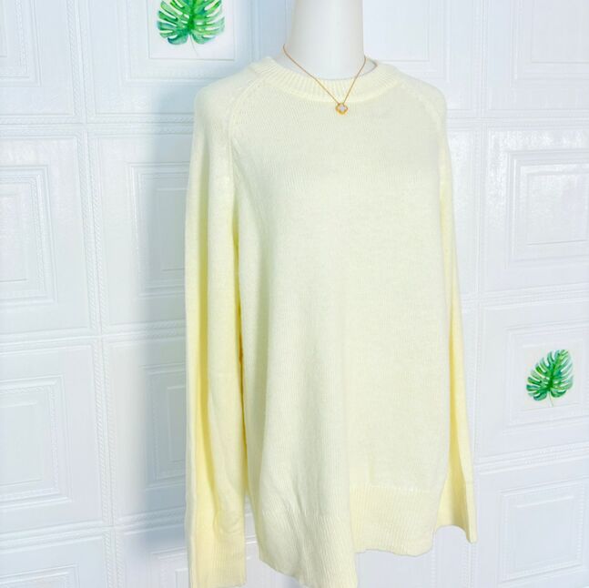 Цагаан шаргал ноосон цамц 