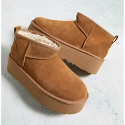 Ugg classic platform