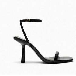 Zara sandal 37