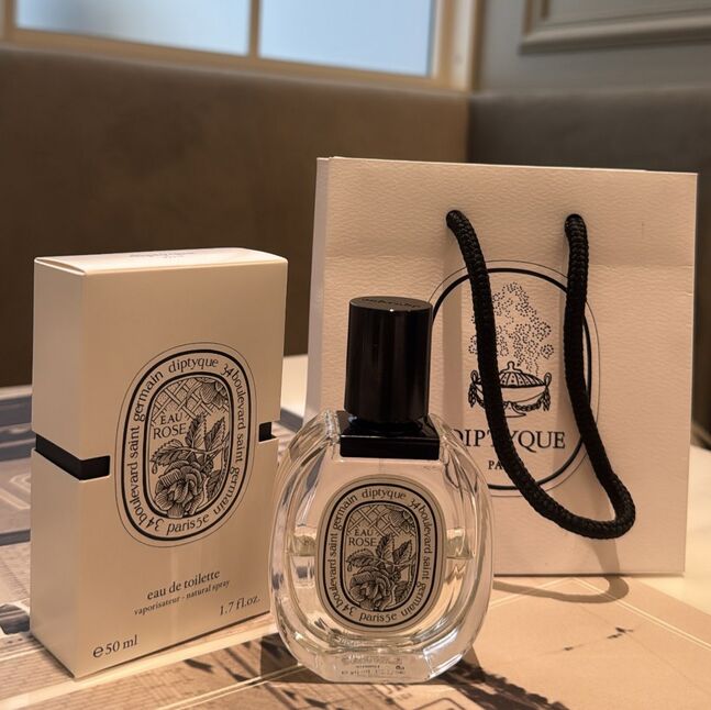 Diptyque eau rose perfume