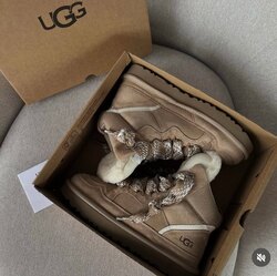 Ugg highmel