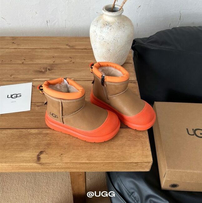 Нэхий дотортой хүүхдийн ugg 