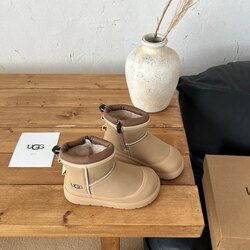 Нэхий дотортой хүүхдийн ugg 