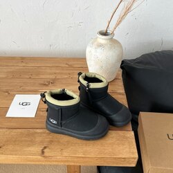 Нэхий дотортой хүүхдийн ugg 