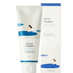 Round lab: moisturizing cleanser