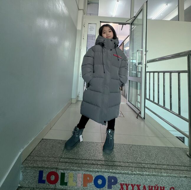 Том охид куртик