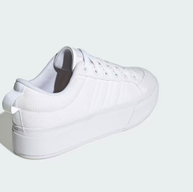 Эмэгтэй adidas