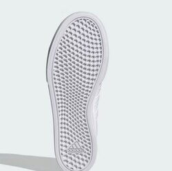 Эмэгтэй adidas