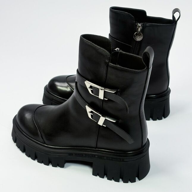 Цэвэр арьсан өвөл