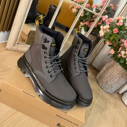 Dr martens combs tech