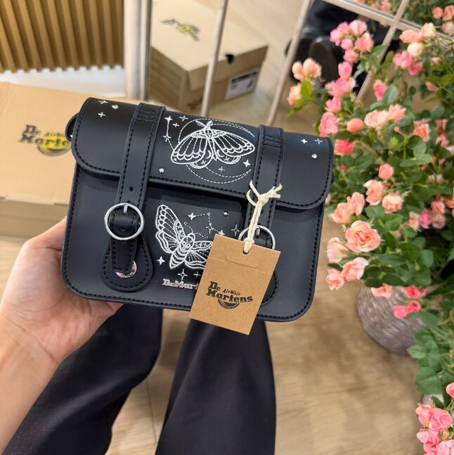 Dr martens bag