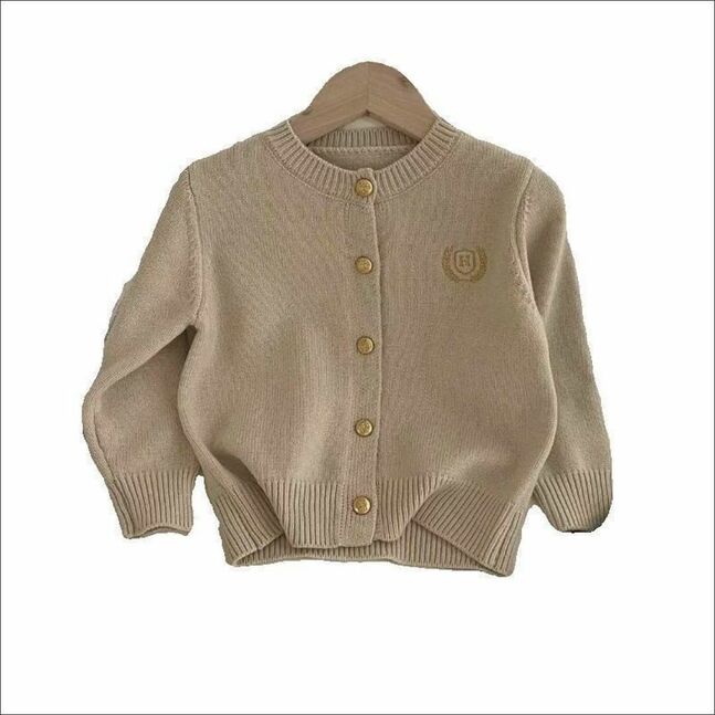 Сүлжмэл ноосон цамц.