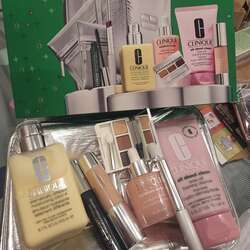 Clinique шинэ жилийн ашигтай сет