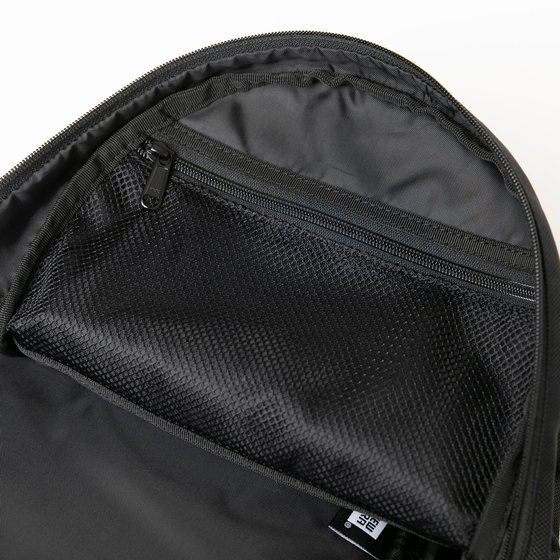 CHILD LIGHT PACK BLK INTL