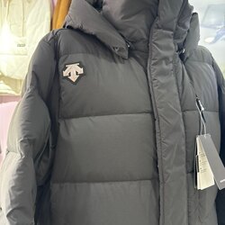 Descente brand kurtika