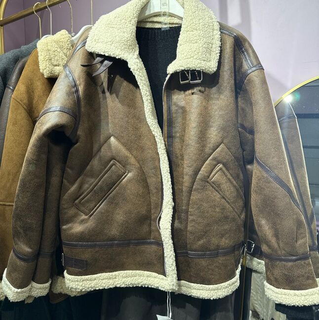 Нап нэхий богино загвар