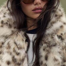 Stradivarius үслэг шуба